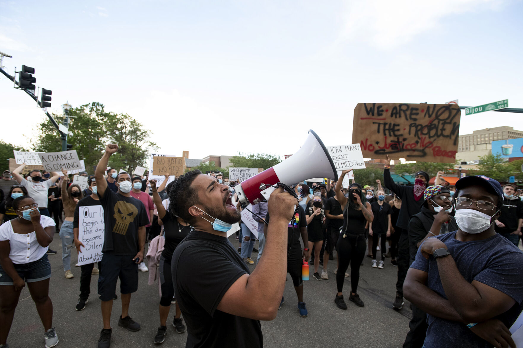 060520-news-protest 14.jpg